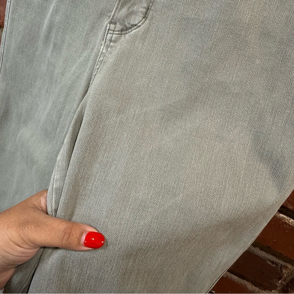 Judy Blue women's dyed wide leg cropped jeans olive green size 15/32 FLAW NOTED - Picture 2 of 16